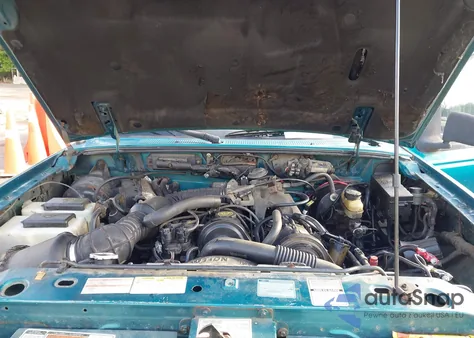 1995 Ford Ranger z USA, uszkodzony, nr VIN 1FTCR10A2STA36176